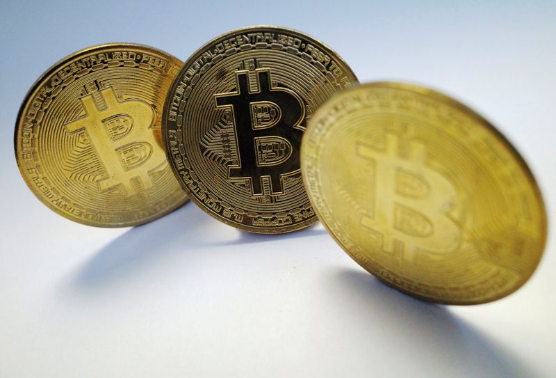 Аналитик предсказал обрушени доллара и падение цены на BTC Аналитик предсказал обрушени доллара и падение цены на BTC