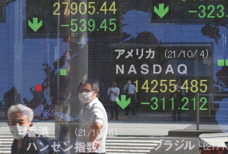Nikkei упал вслед за Уолл-стрит на фоне ожиданий повышения ставки ФРС