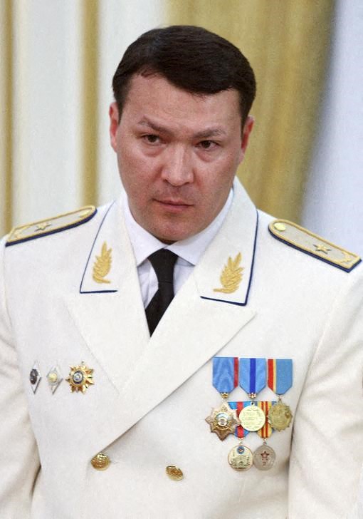 Племянник Назарбаева уволен с поста заместителя главы КНБ Племянник Назарбаева уволен с поста заместителя главы КНБ