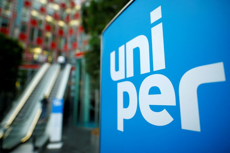 Глава Uniper ожидает, что Северный поток-2 начнет поставки в октябре Глава Uniper ожидает, что Северный поток-2 начнет поставки в октябре