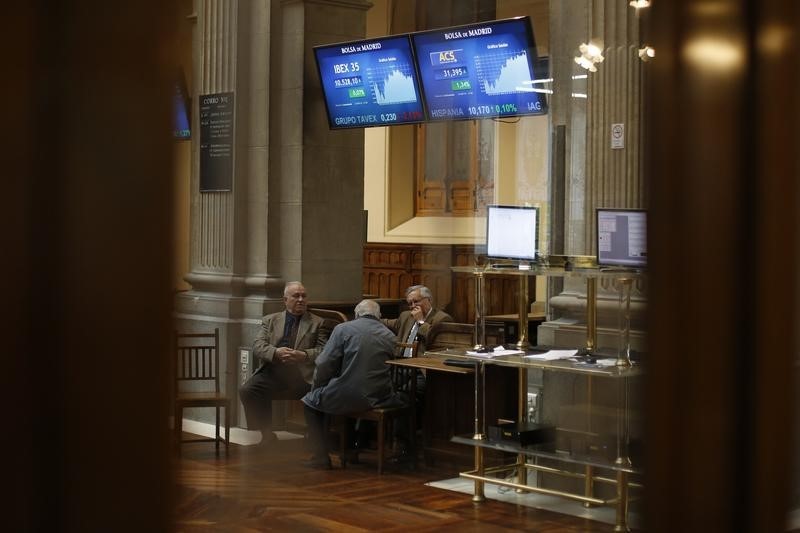 Европейские рынки акций торгуются в минусе Европейские рынки акций торгуются в минусе