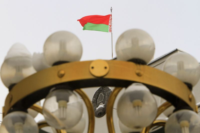 Белоруссия вводит запрет на железнодорожные перевозки из Литвы по своей территории Белоруссия вводит запрет на железнодорожные перевозки из Литвы по своей территории