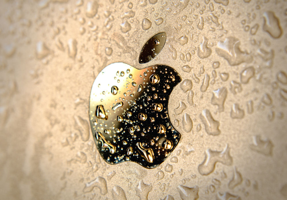 Apple: iPhone ������ ��������� ����������. ����� ������