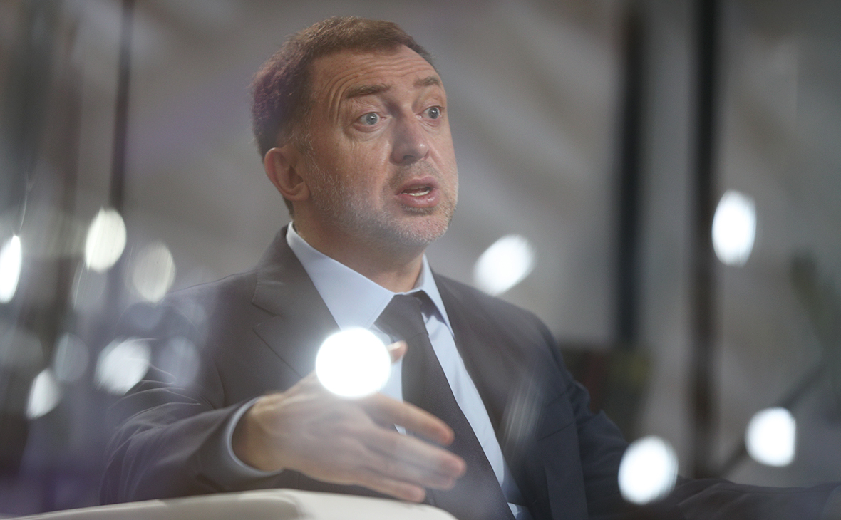 Дерипаска словами «мир очень важен» призвал к переговорам Дерипаска словами «мир очень важен» призвал к переговорам