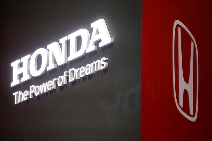 Honda остановила экспорт автомобилей и мотоциклов в Россию Honda остановила экспорт автомобилей и мотоциклов в Россию