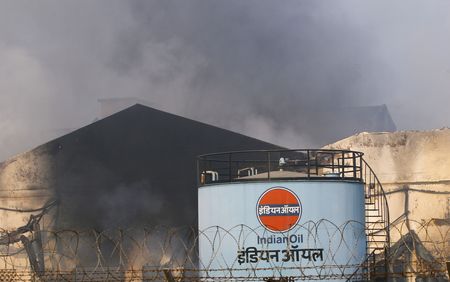 Indian Oil    Urals   