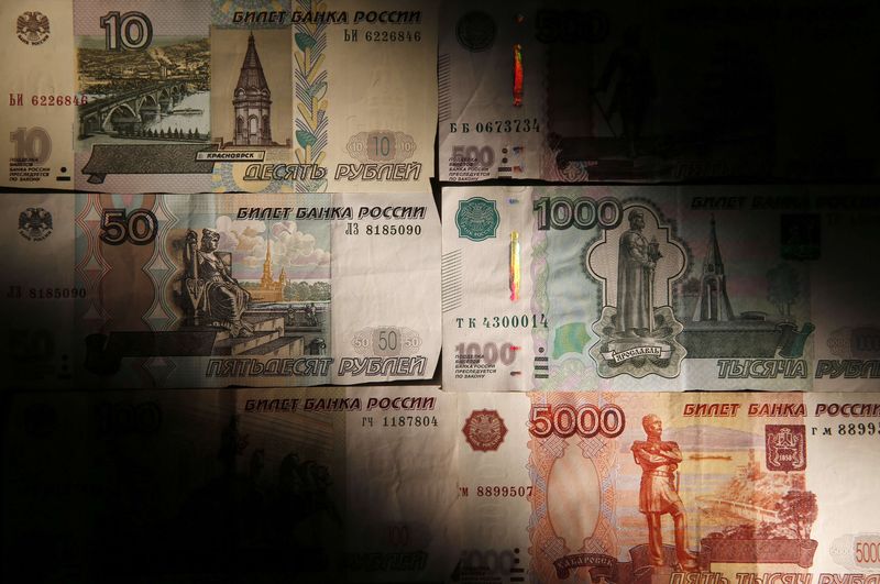 ВВП РФ в этом году снизится на 9,2%, инфляция разгонится до 22% - прогноз аналитиков ВВП РФ в этом году снизится на 9,2%, инфляция разгонится до 22% - прогноз аналитиков