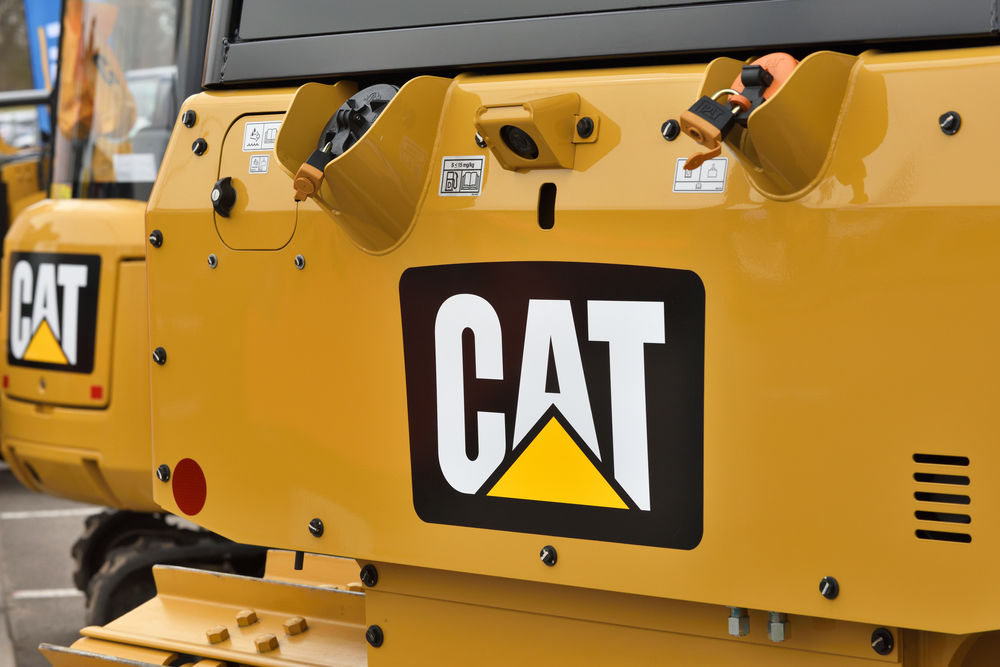 ������� �� ���. Caterpillar ��������� ����� buyback