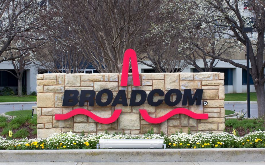 Сегодня на СПБ. Акции VMWare взлетают на потенциальной сделке с Broadcom Сегодня на СПБ. Акции VMWare взлетают на потенциальной сделке с Broadcom