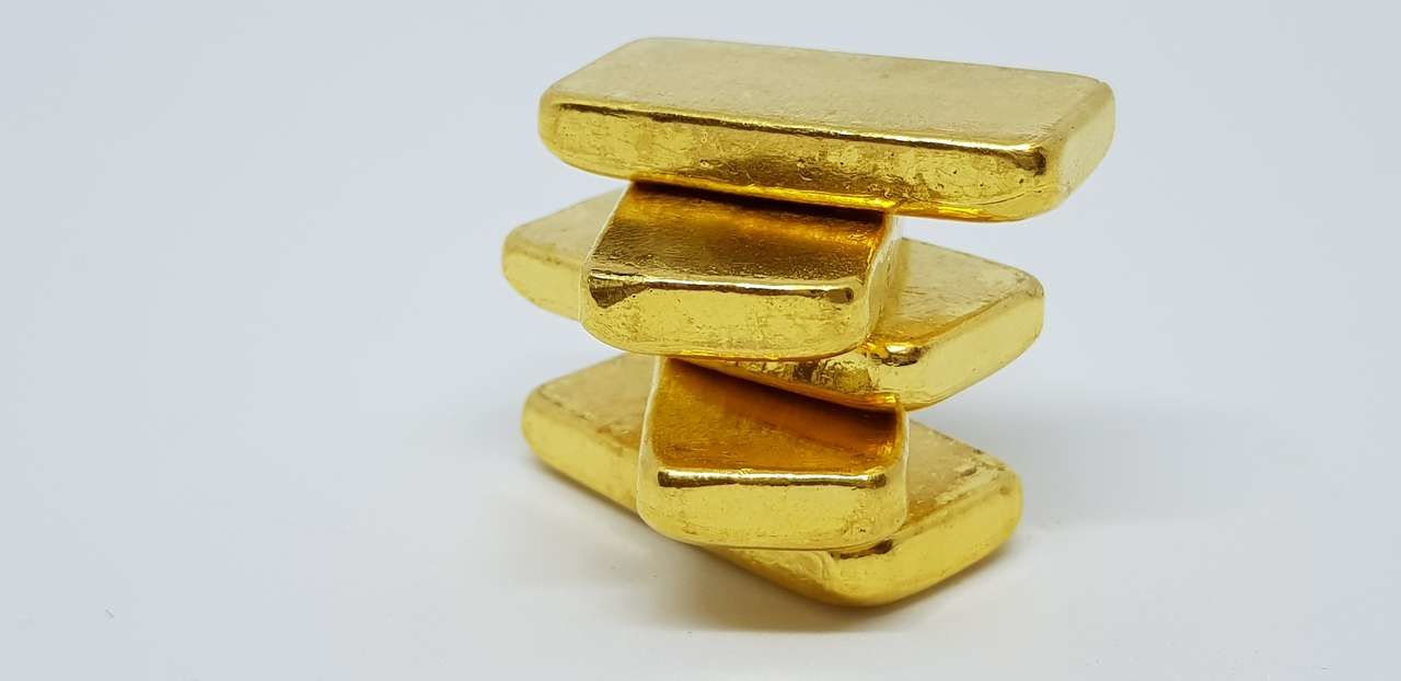 Крупнейший в мире переработчик золота импортировал его из России впервые с конца февраля