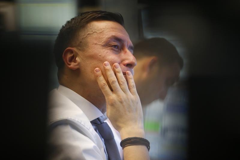 Рынок акций Московской биржи по состоянию на 10:30 мск 22 июня движется разнонаправленно