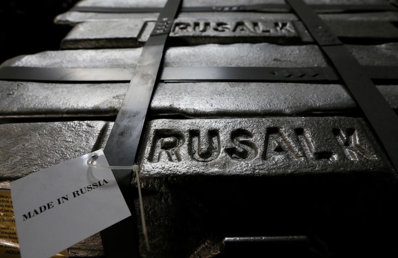 Rusal привязал цены на алюминий к котировкам Лондонской биржи