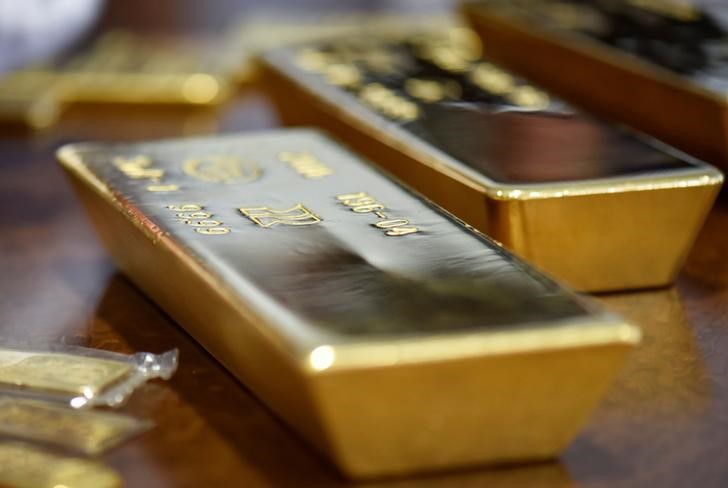Фьючерсы на золото подешевели в ходе американских торгов Фьючерсы на золото подешевели в ходе американских торгов