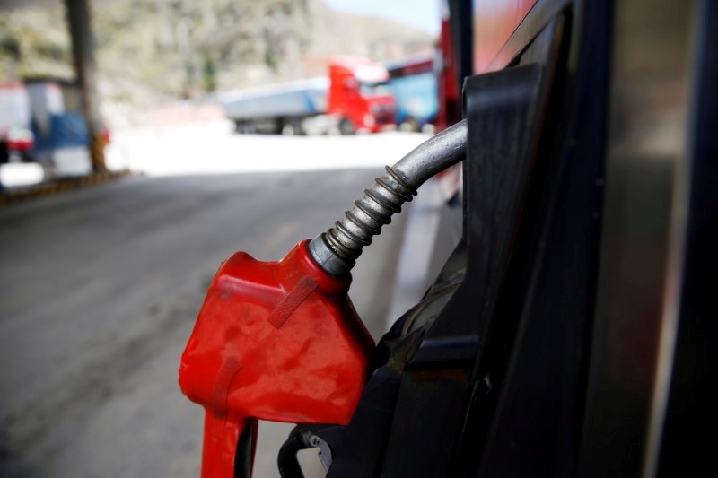 Фьючерсы на нефть WTI подешевели во время американской сессии Фьючерсы на нефть WTI подешевели во время американской сессии