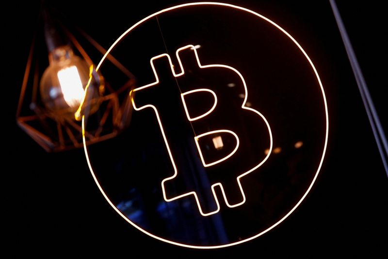 BTC ��������� ������� $31 000