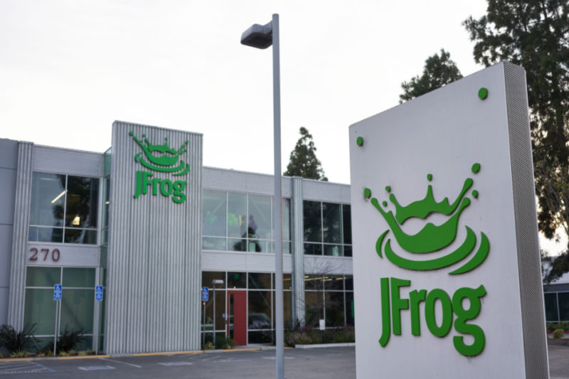 Jfrog: ������, ������� ������ �������� � Q2