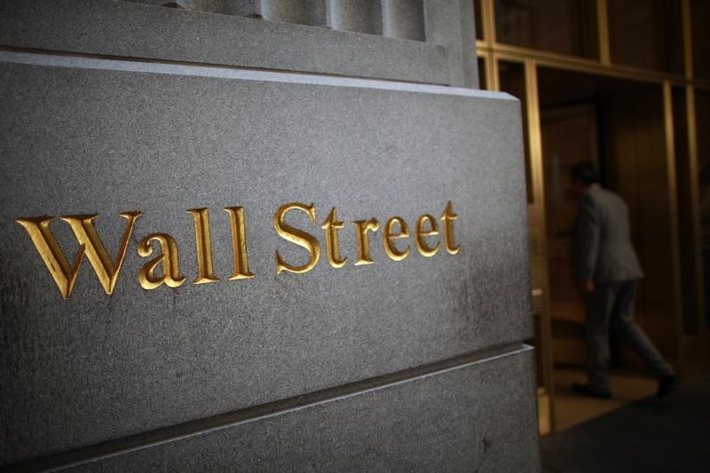 Уолл-стрит колеблется, пока инвесторы ждут выступления Пауэлла