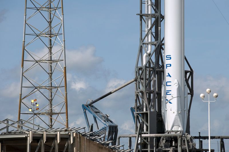 Илон Маск хочет переименовать место создания звездолета в Starbase Илон Маск хочет переименовать место создания звездолета в Starbase