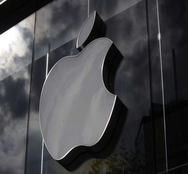  , . Apple  VR-