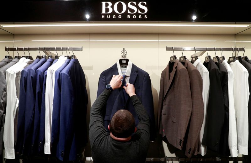 Hugo Boss отчитался о прибыли в 4 кв, ждет сохранения трудностей из-за пандемии в 1 кв Hugo Boss отчитался о прибыли в 4 кв, ждет сохранения трудностей из-за пандемии в 1 кв