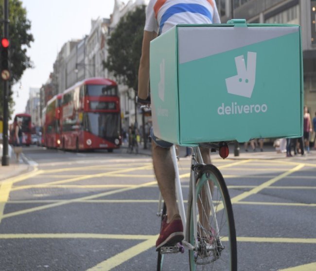 Акции Deliveroo перешли к росту после провала на IPO Акции Deliveroo перешли к росту после провала на IPO