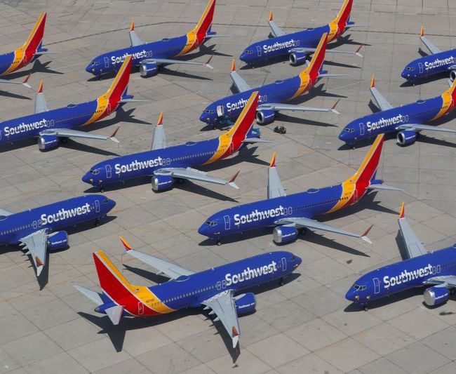 Авиакомпании приостановили полеты десятков Boeing 737 MAX из-за технических проблем Авиакомпании приостановили полеты десятков Boeing 737 MAX из-за технических проблем