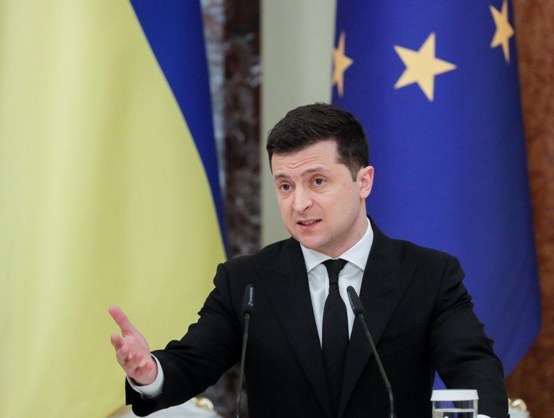 Президент Украины попросил о разговоре с Путиным, но пока не получил ответа -- пресс-секретарь Зеленского Президент Украины попросил о разговоре с Путиным, но пока не получил ответа -- пресс-секретарь Зеленского