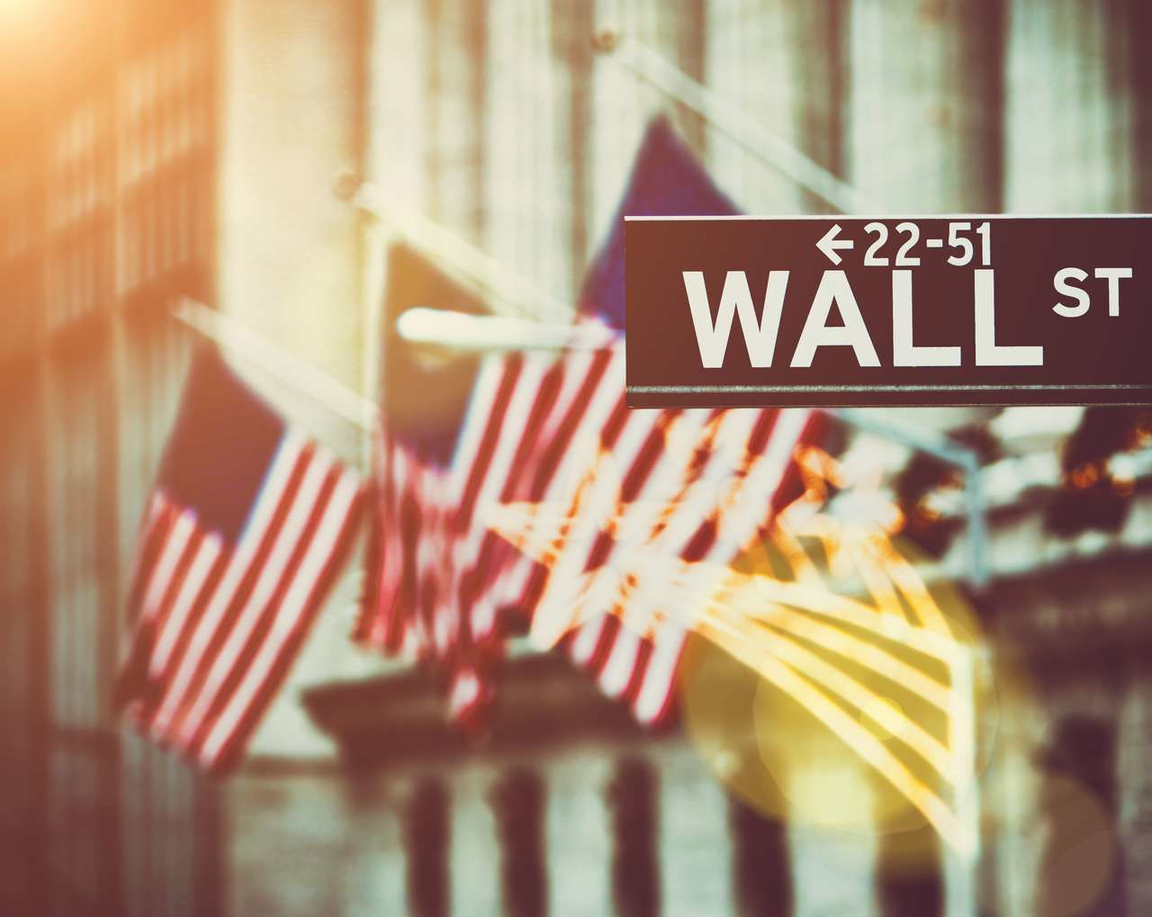 Рынок США. Правительственные чеки поддержали розничные продажи Рынок США. Правительственные чеки поддержали розничные продажи