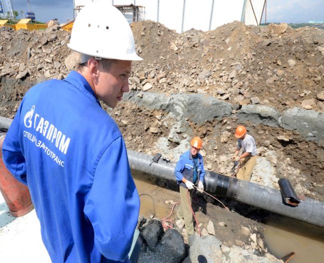 Газпром планирует 6-летние евробонды в швейцарских франках--источник Газпром планирует 6-летние евробонды в швейцарских франках--источник