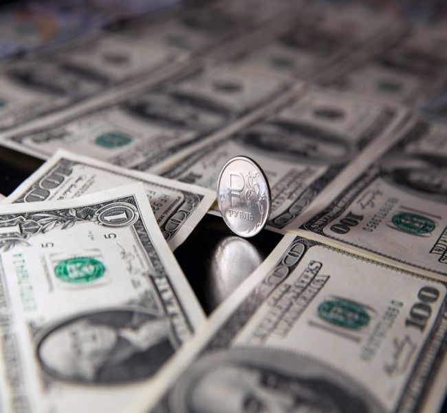 Рубль не отвечает на нефть Рубль не отвечает на нефть