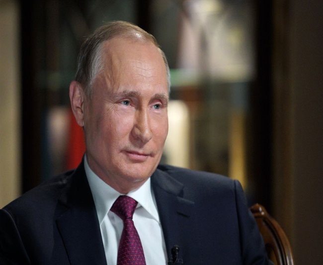 Путин объяснил введение обязательной вакцинации в ряде регионах РФ стремлением избежать локдаунов Путин объяснил введение обязательной вакцинации в ряде регионах РФ стремлением избежать локдаунов