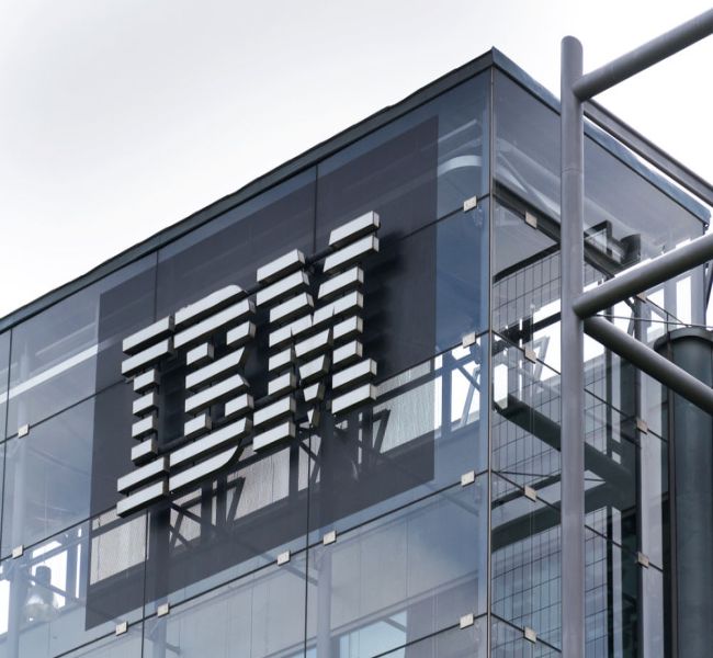 Президент IBM уволился, акции теряли до 5% Президент IBM уволился, акции теряли до 5%