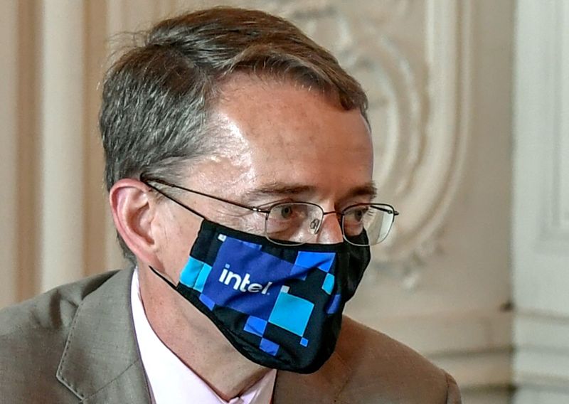 Intel улучшила годовой прогноз, но допускает слабый 4 квартал Intel улучшила годовой прогноз, но допускает слабый 4 квартал
