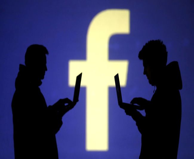 Facebook тестирует приложение для удаленной работы в VR Facebook тестирует приложение для удаленной работы в VR