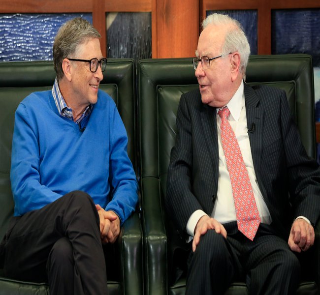Гейтс поздравил с днем рождения «заставляющего его смеяться» Баффетта
