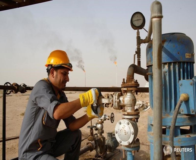 Экспортная пошлина на нефть с 1 октября снизится до $62,8 за тонну Экспортная пошлина на нефть с 1 октября снизится до $62,8 за тонну