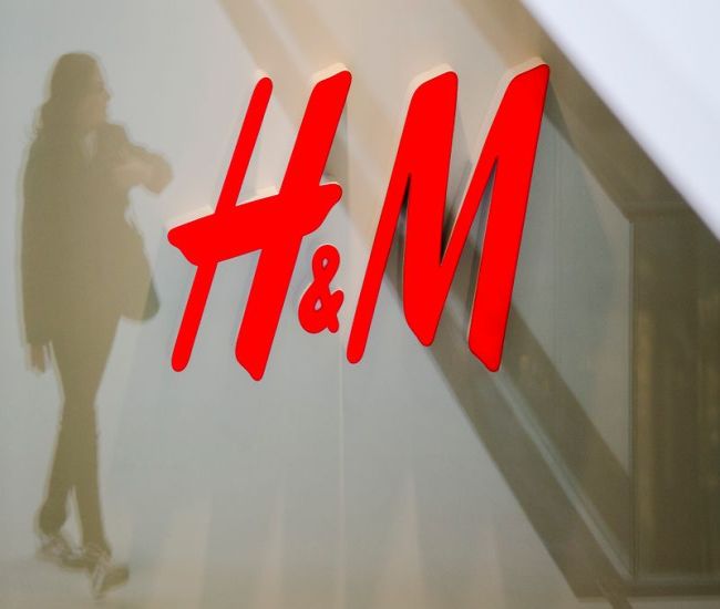Продажи H&M недотянули до предпандемического уровня из-за ограничений Продажи H&M недотянули до предпандемического уровня из-за ограничений
