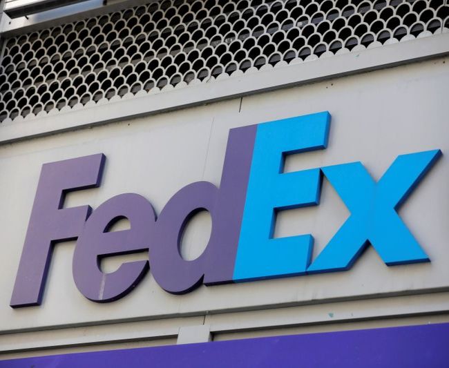Квартальная прибыль FedEx упала на фоне роста расходов Квартальная прибыль FedEx упала на фоне роста расходов
