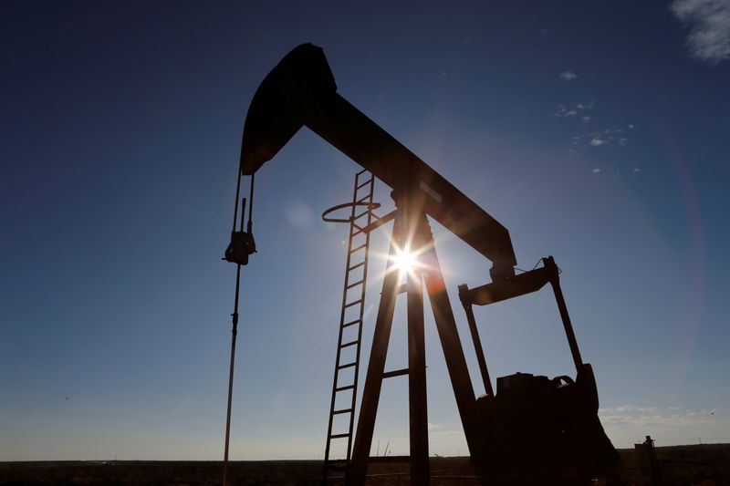 Barclays повышает прогноз цен на нефть на 2022г из-за дефицита предложения