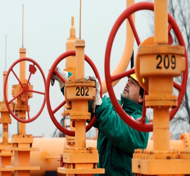 Биржевая цена на газ в Европе впервые превысила $1450 Биржевая цена на газ в Европе впервые превысила $1450