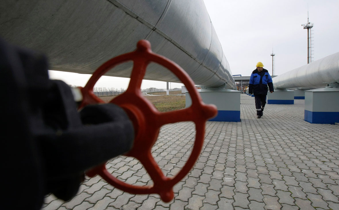 «Газпром» не забронировал допмощности для транзита через Украину и Польшу «Газпром» не забронировал допмощности для транзита через Украину и Польшу