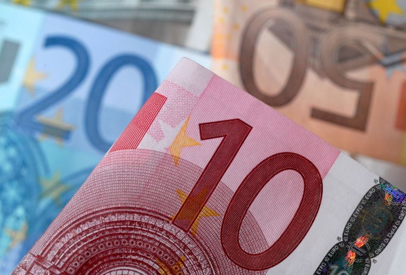 Доходность облигаций еврозоны снижается, в фокусе - ЕЦБ Доходность облигаций еврозоны снижается, в фокусе - ЕЦБ
