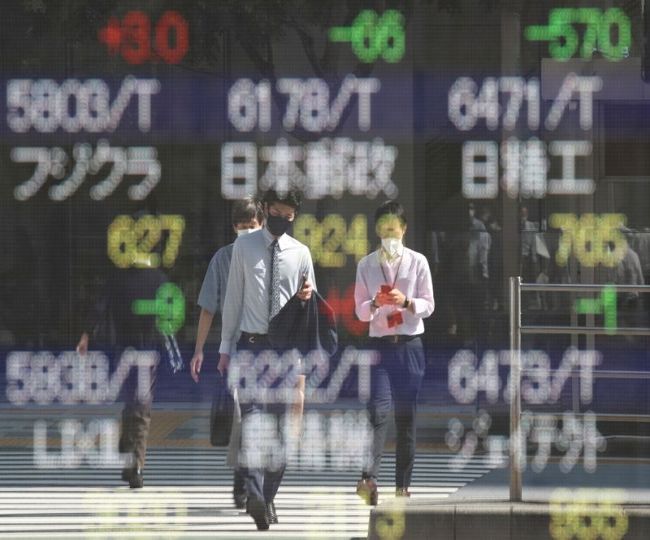 Японские индексы подскочили на 2%, опасения о штамме омикрон ослабли Японские индексы подскочили на 2%, опасения о штамме омикрон ослабли