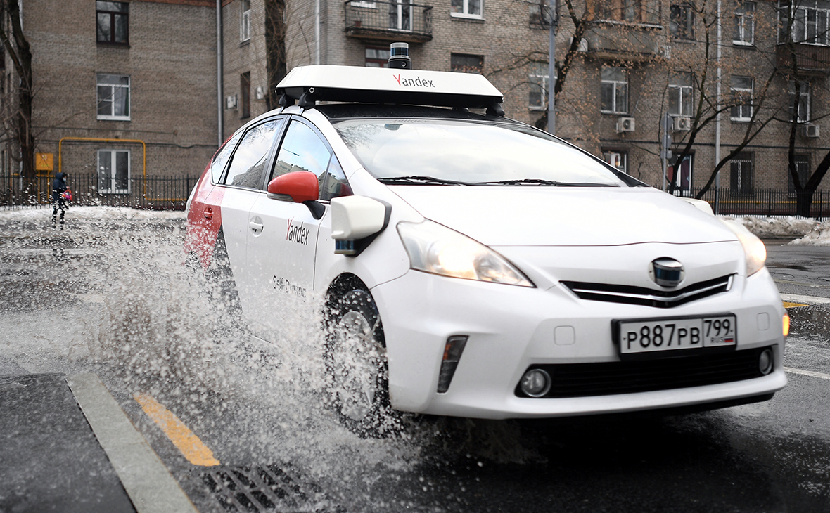 «Яндекс» назвал сроки появления беспилотных такси Москве «Яндекс» назвал сроки появления беспилотных такси Москве
