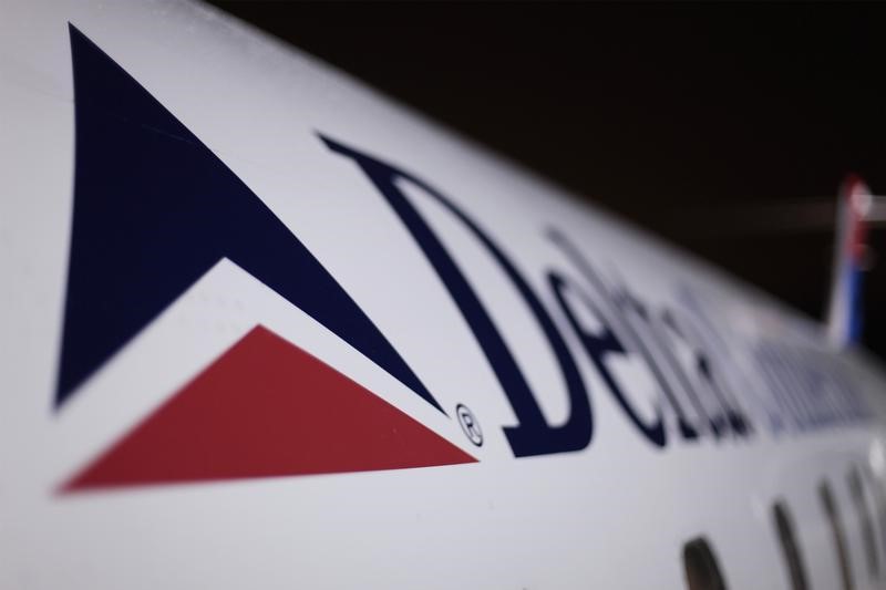 Delta, Boeing KB Home   ,  Snap 