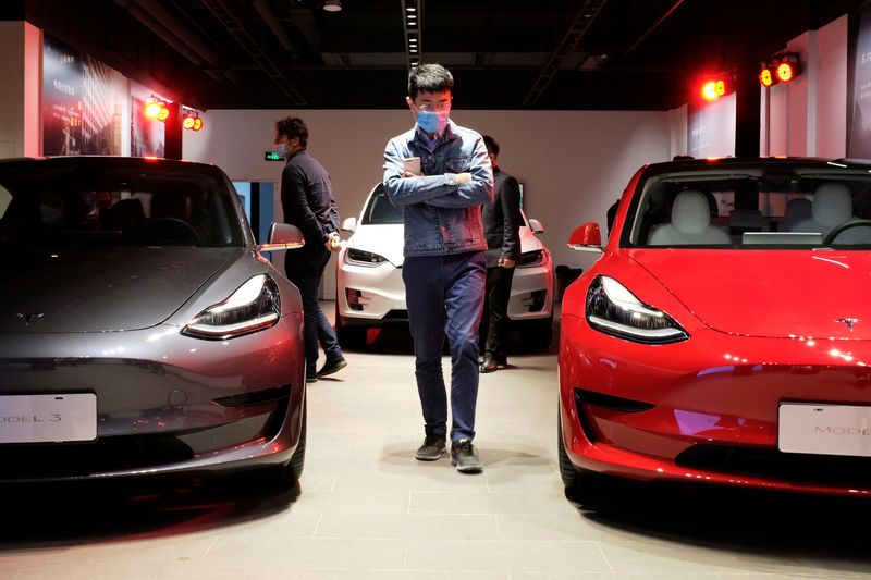 Tesla продала в янв 59.845 автомобилей китайского производства