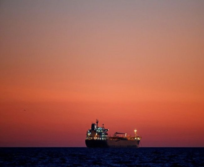 Нефть продолжает дорожать, Brent - у $101,3 за баррель Нефть продолжает дорожать, Brent - у $101,3 за баррель