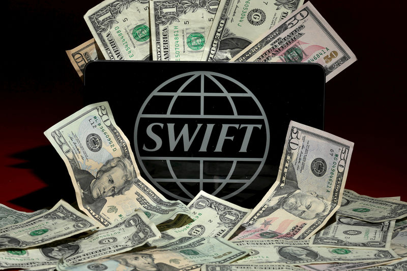 ЕС намерен отключить семь российских банков от Swift ЕС намерен отключить семь российских банков от Swift