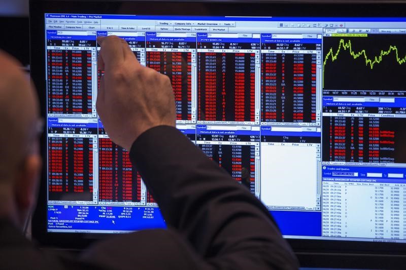 S&P до 15 апреля отзовет рейтинги всех российских компаний S&P до 15 апреля отзовет рейтинги всех российских компаний