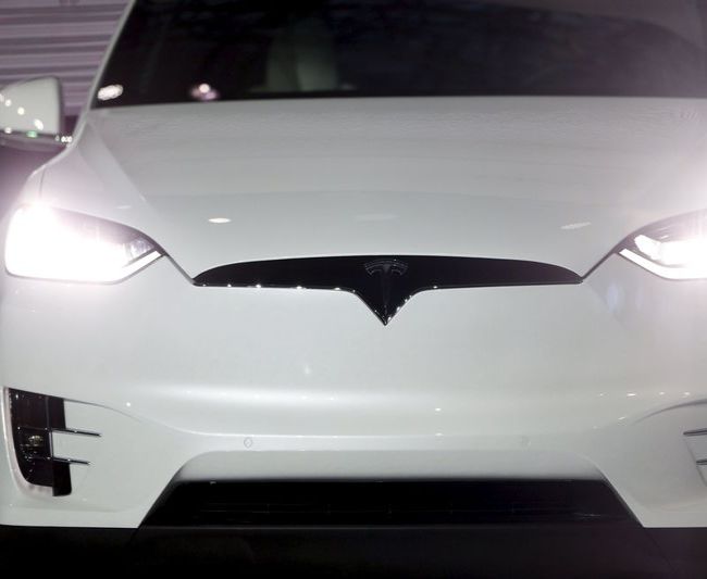 Акции Tesla выросли после отчета о рекордных поставках Акции Tesla выросли после отчета о рекордных поставках